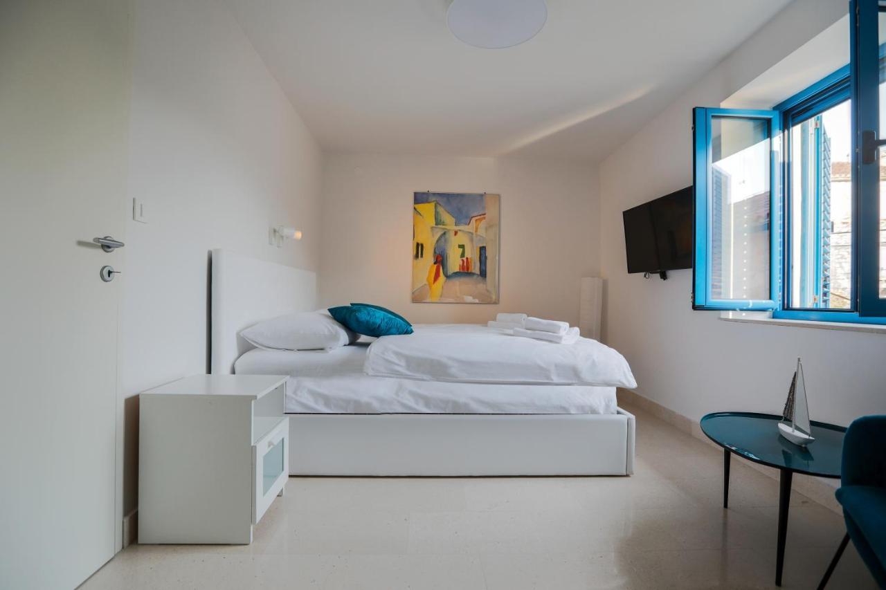 Hvar Old Dalmatian House Junior Suite - Deck 3 Χβαρ Εξωτερικό φωτογραφία
