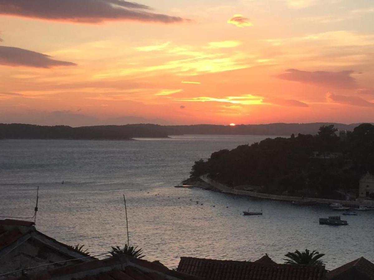 Hvar Old Dalmatian House Junior Suite - Deck 3 Χβαρ Εξωτερικό φωτογραφία